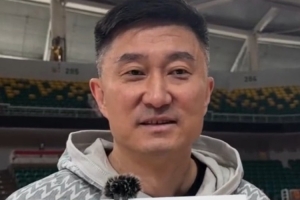 开云APP-杜锋：上一场非我们的真实水平&amp;体能受影响 相信队员 G2不用调整