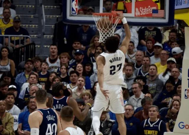 开云APP-43分5板7助！为季后赛而生的穆雷 制霸天王山