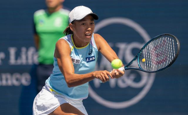 开云APP-张奔斗:有男教练陪着练球 大坂的重球张帅也不怕